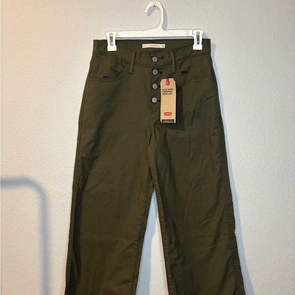 Levi's Women's High-Rise Olive Straight Leg Pants